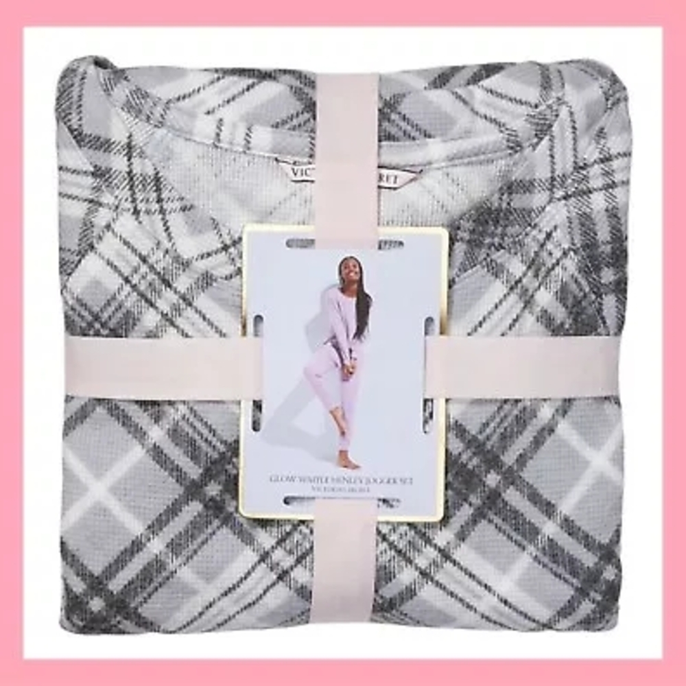Victoria's Secret Gray Plaid Lounge Set